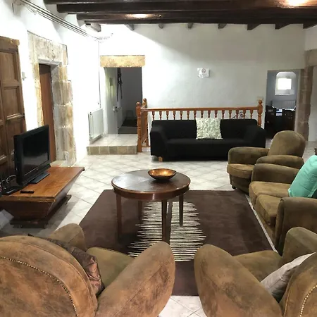 Torrelles Villa Riudarenes (Riudarenas)